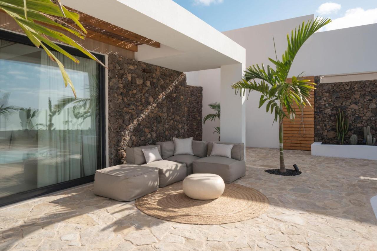 Villa Noma - Design Space With Pool In Коральео Экстерьер фото