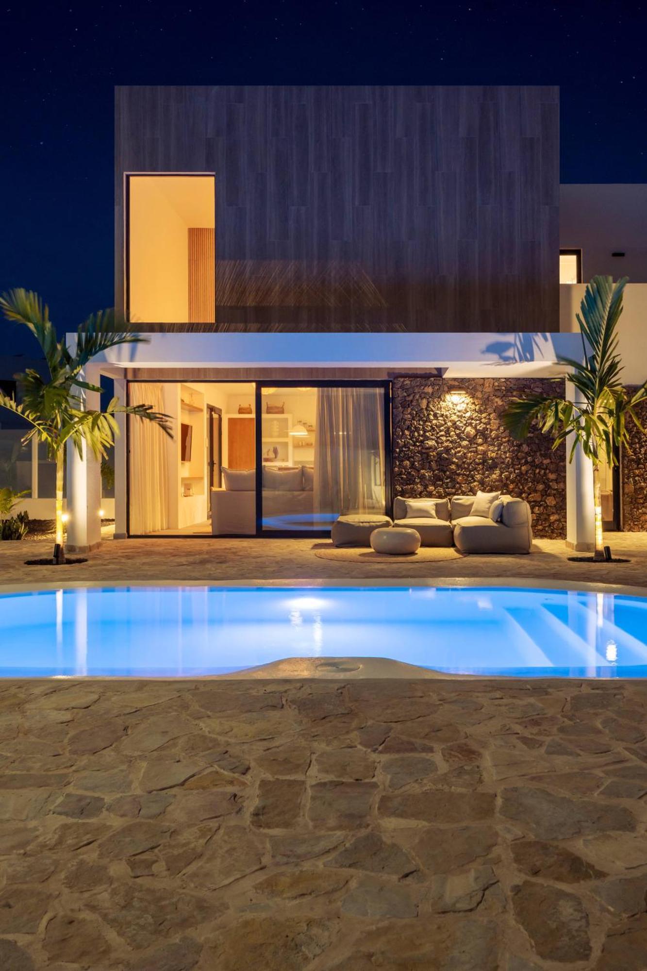Villa Noma - Design Space With Pool In Коральео Экстерьер фото